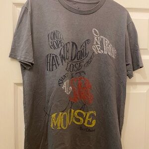 Disney Gray Short Sleeve Tee Medium Men’s